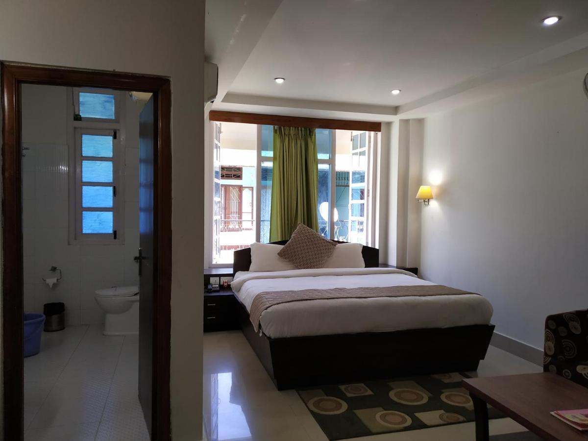 Hotel Sc Continental Itānagar 外观 照片